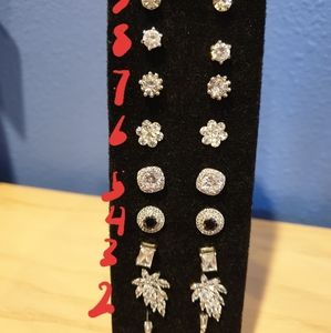 Nordstrom Earing (4) with black stone _ stud